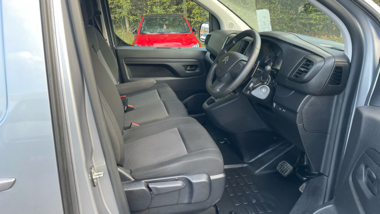 Citroen Dispatch Xl Diesel 1400 2.0 BlueHDi 145 Van Driver Edition EAT8